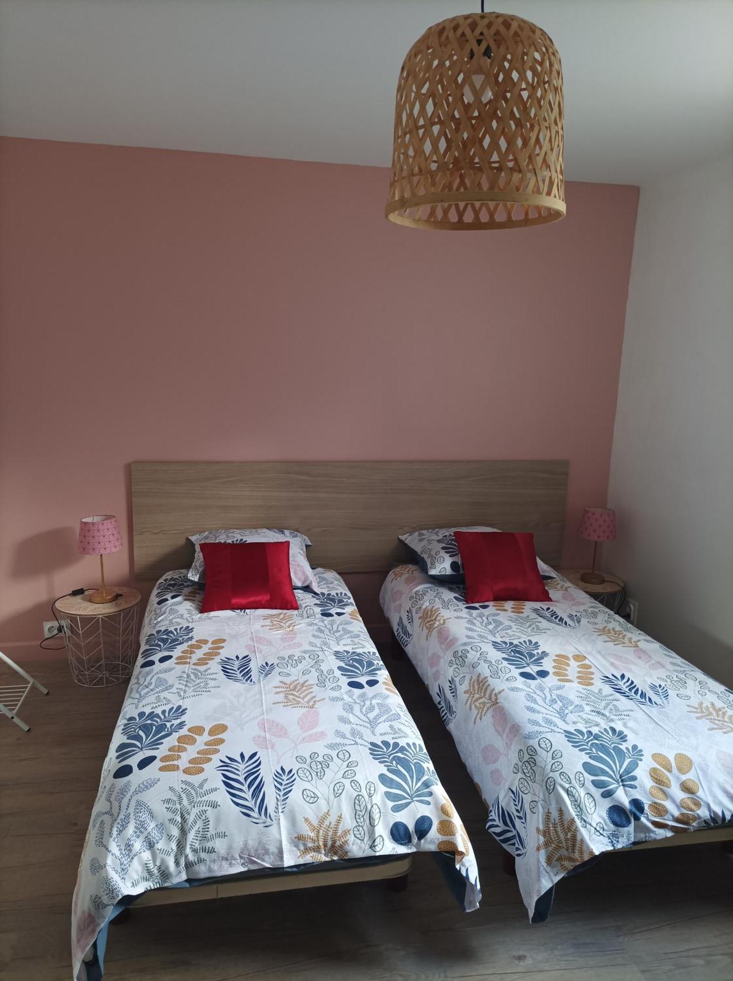 Patrice Et Chrstel Appartement Independant Chatuzange-le-Goubet Exterior photo